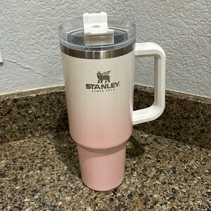 Pink ombré Stanley 40oz